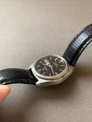 vintage men’s omega constellation chronometer quartz day date analog dress watch 5