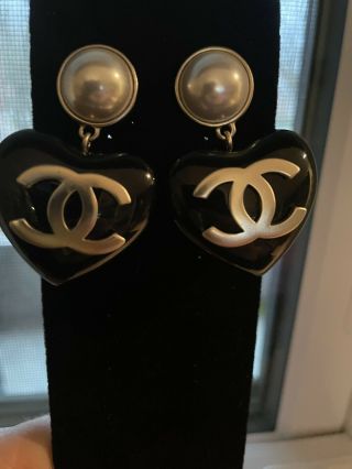 Authentic Chanel Cc Logo Earrings.  Jumbo Heart And Chanel Pearl.