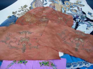 LARGE GROUP OF ANTIQUE CHINESE EMBROIDERED SILK PANELS & FRAGMENTS 5
