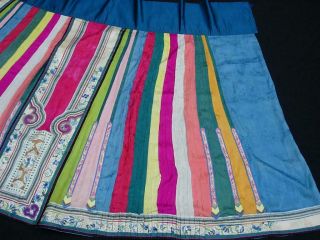 A ANTIQUE CHINESE EMBROIDERED MUTI - COLOR SILK SKIRT 4