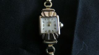 Antique 9ct Gold Avia 15 Jewels Swiss Made Ladies Watch
