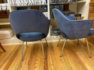 Vintage Knoll® Saarinen Executive Armchairs with Brushed Metal Legs 2