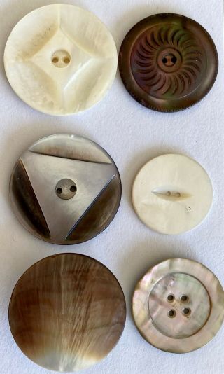 Assortment Of 6 Antique And Vintage Mother Of Pearl And Abalone Buttons