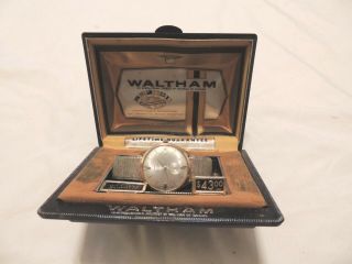 Vintage Waltham Self - Winding 17 Jewel Men 