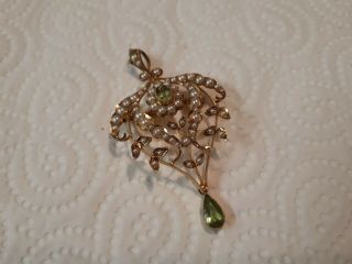 Antique Victorian 15ct Gold Peridot & Seed Pearl Pendant / Brooch / 6.  5 Grams