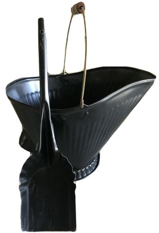 Vintage Fireplace Black Metal Coal Ash Bucket Hod Scuttle 10” Tall,  Ash Shovel
