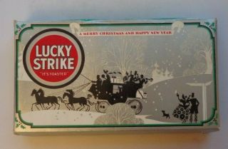 Empty and Vintage WWII Era LUCKY STRIKE Green 10 Pack Christmas Box Advertising 3