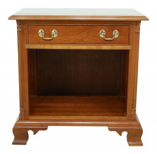 43049ec: Stickley 1 Drawer Cherry Nightstand End Table