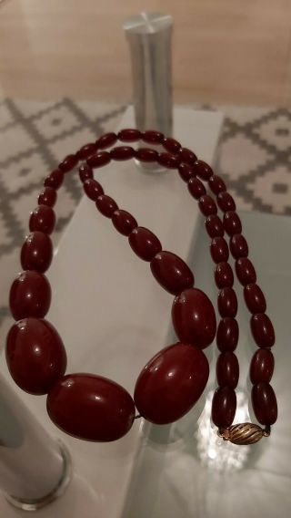 Vintage Antique Cherry Amber Faturan Bakelite Graduated Bead Necklace,  57 Grams