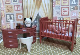 Plasco Crib Renwal Baby Doll Vintage Dollhouse Furniture Miniataure Plastic 1:16