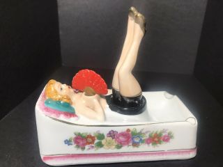 Vintage Naughty Hot Sexy Lady With Fan Nodder Ashtray