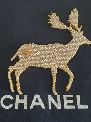 Auth.  2002 Vintage Xlarge Chanel Deer Pin Brooch Gold Tone Metal Cc Logo Pearls