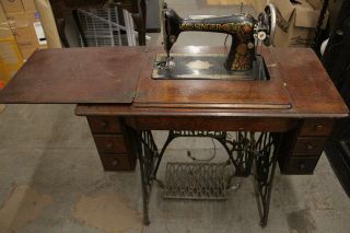 Antique Singer Model 66 " Redeye " Sewing Machine & 6 Drawer Treadle Cabinet