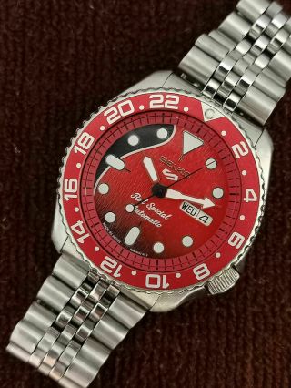 RED SPECIAL BRIAN MAY DIAL MOD SEIKO 7S26 - 0020 SKX007 AUTOMATIC WATCH 7D0302 2
