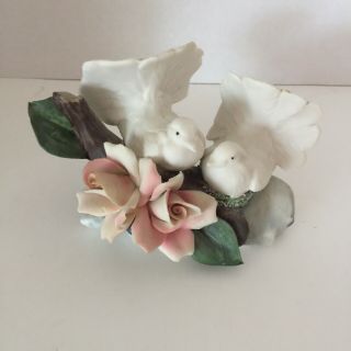 Vtg Italian Capodimonte Hand Made Porcelain Figurine 2 Pink Roses W 2 Doves