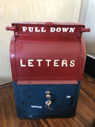 Antique Heavy Cast Iron U.  S Post Office Postal Mail Box