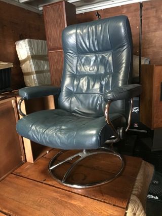 Vintage Mid Century Modern Ekornes Stressless Lounge Chair & Ottoman Chrome Base 5