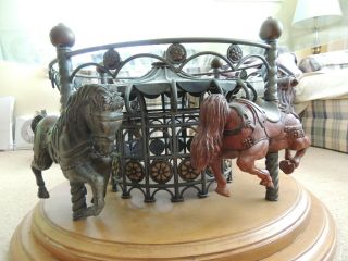 Carousel Rotating Glass top Coffee Table with 4 vintage horses in very good cond 3
