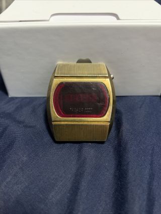 Vintage Phasar 2000 Sears Roebuck And Co.  Red Led Gold Tone 70s Watch