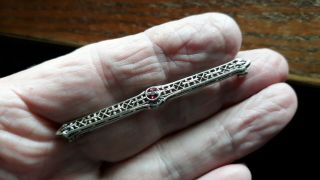 Vintage Art Deco Filigree Brooch Pin Sterling Silver Garnet Stone Signed 2.  8 Gr