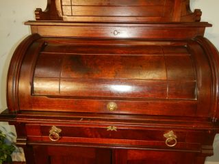 Antique Walnut Victorian Cylinder Roll Top Desk Home office use 5