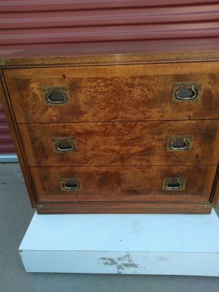 Vintage Southern Hickory Furniture Burl Wood Grain Look 3 Drawer Dresser Chest 2