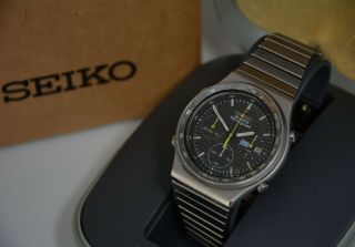 Seiko 7a38 - 701a Chronograph Watch Vintage