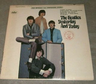 Vintage Vinyl The Beatles Yesterday And Today On Capitol Records