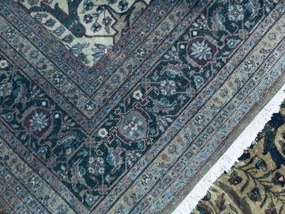 Area rug — Hand Loomed Wool & Silk - 8’x10’ 6