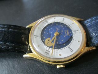 Vintage Timex Men ' s Gold Tone Moon Phase Watch Blue Leather Battery 2