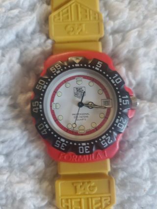Tag Heuer Formula 1 F1 Watch Womens Black Red 385.  513 Yellow Plastic Rubber Band
