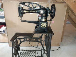 Antique Singer 29 - 4 Industrial Cobblers Leather Sewing Machine