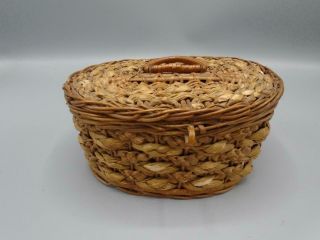 Vintage Woven Lidded Sewing Basket Lined Tufted Fabric