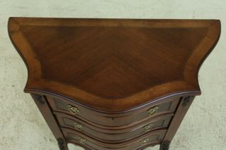 F50754EC: French Louis XV Style 3 Drawer Walnut Commode 2
