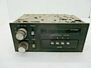 Vintage Chevy Gm Delco 16028850 Am/fm Radio