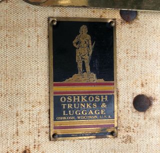 Antique Oshkosh Wi.  Spinning Wardrobe Steamer Trunk Luggage Chest Vintage,  Keys 3