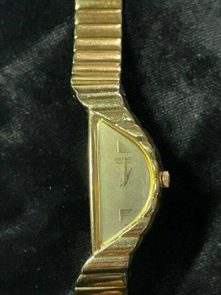 Ladies Vintage Seiko 1f20 - 5d59 Gold Tone Stainless Half Moon Asymmetrical Watch