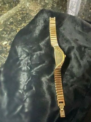 Ladies Vintage Seiko 1F20 - 5D59 Gold Tone Stainless Half Moon Asymmetrical Watch 3