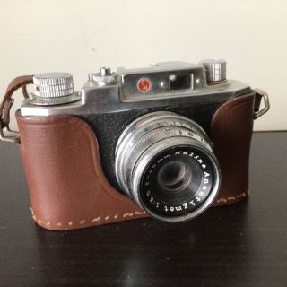 Vintage Halina 35mm Film Camera In Leather Case 45mm Lens 417