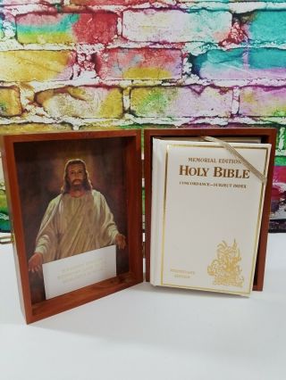 Vintage 1976 King James Holy Bible Protestant Memorial Edition In Wooden Box