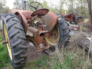 Antique Massey Harris 44 - GR 1950 ' s Tractor 2