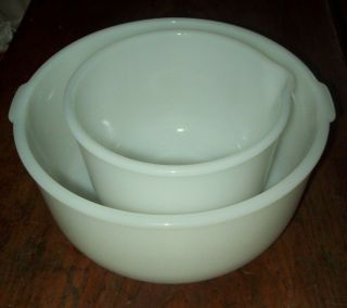 Vintage Glasbake Made For Sunbeam Mixer White Milk Glass Mixing Bowl Set