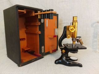 Antique Leitz Wetzlar Monocular Microscope W Wood Case Objectives &