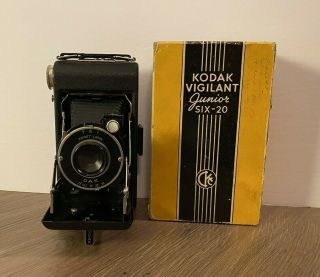 Vintage Kodak Vigilant Junior Six - 20 Fold Up Camera With Box 1940 
