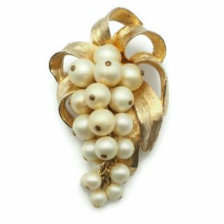 Vintage Gold Tone Faux Pearl Grape Cluster Brooch Scarf Lapel Pin 2.  75 Inch
