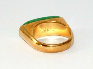 Vintage 18k Yellow Gold Ring Sz.  5.  5 w.  Emerald Green Jadeite Jade Saddle  11 3