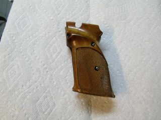 Vintage Factory Smith & Wesson Model 41.  22 Auto Grips