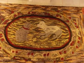 EARLY 1900S LARGE SIZED HOOK RUG WITH DOG AND CAT ON MOTTLED BACKGROUND HEARTS 2