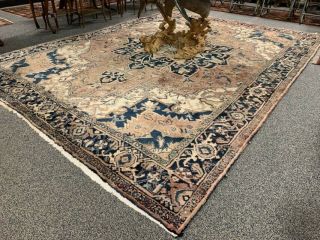 Vintage Hand Knotted Wool Rug 8 
