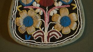 Very Fine 19th Century Native American Wabanaki Maliseet Beaded Pouch 2 Sided 6